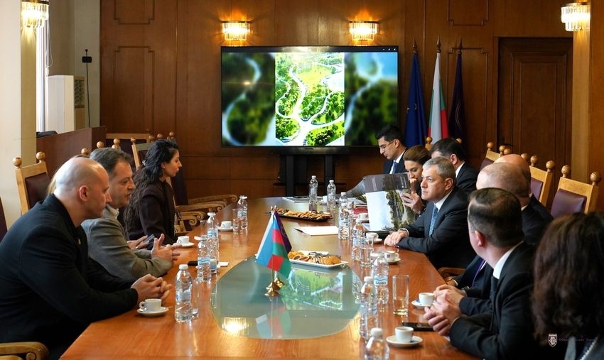 Нов голям парк във Велико Търново символизира сътрудничеството между България и Азербайджан