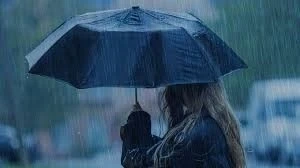 Порои и опасни бури в неделя