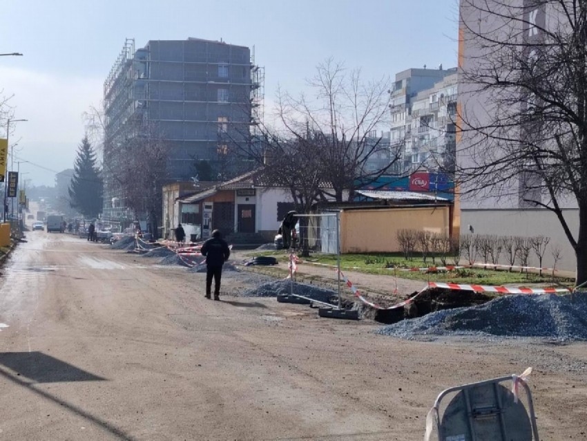 Информация за временна промяна в маршрута на линии от обществения транспорт