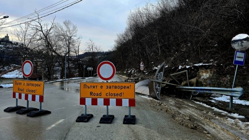 Кметът Даниел Панов алармира Министерство на културата за свлачището на „Трапезица“ и настоя за спешно укрепване 