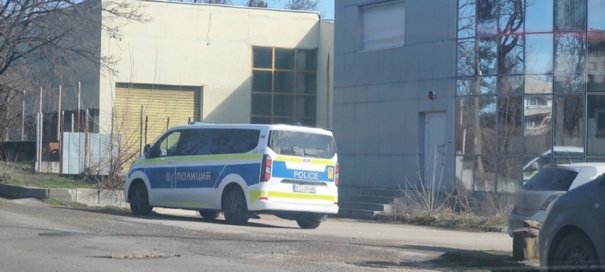 Масови арести в Горна Оряховица на заподозрени за телефонни измами