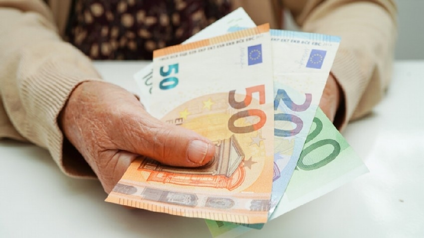 Кога започва изплащането на пенсиите за март