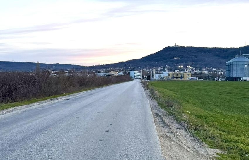 От 16 март до края на юли се затваря за движение пътят между Лясковец и възел „Честово“