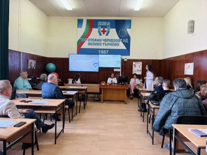Общопрактикуващи лекари от региона участваха в среща с екипа на Неврологичното отделение