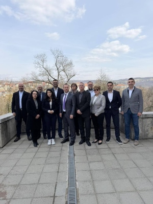 Коалиция „Продължаваме Промяната - Демократична България “ регистрира листата си във Велико Търново