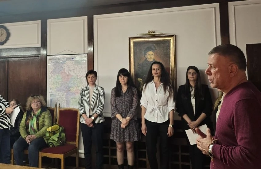 В Световния ден на социалната работа ръководството на Община Горна Оряховица почете заетите в сферата