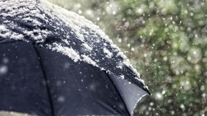 Баба Марта си отива с дъжд и сняг