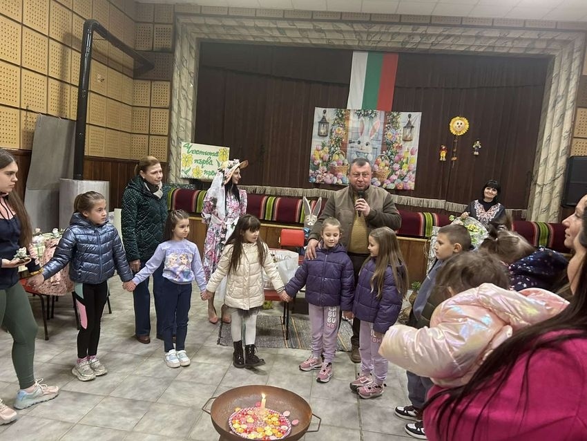 В павликенското село Росица посрещнаха Първа пролет