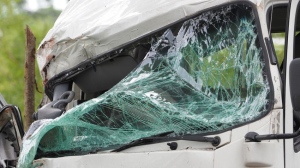 Катастрофа между три тира затруднява движението през Прохода на Републиката