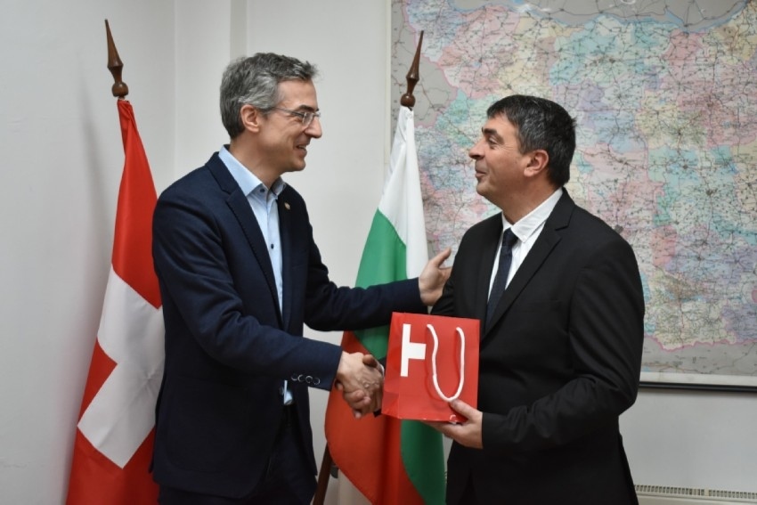 Посланикът на Конфедерация Швейцария в България бе на посещение в Община Стражица