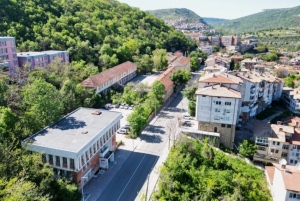 Велико Търново стартира кампания „Пролетно почистване край блока“