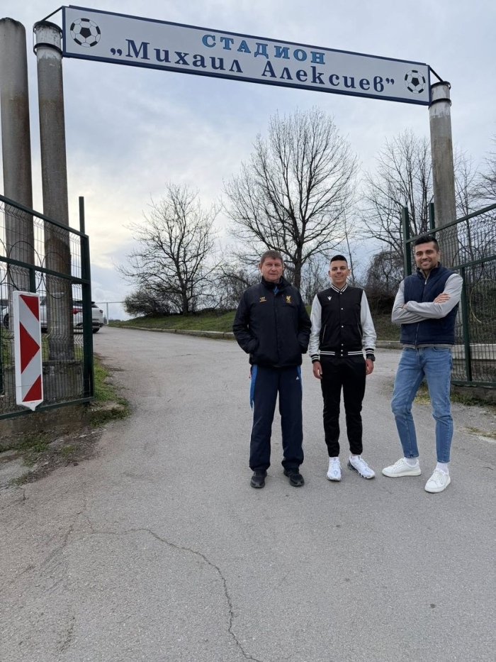 16-годишен горнооряховчанин дебютира като футболен съдия в Областна група на мач в Лясковец