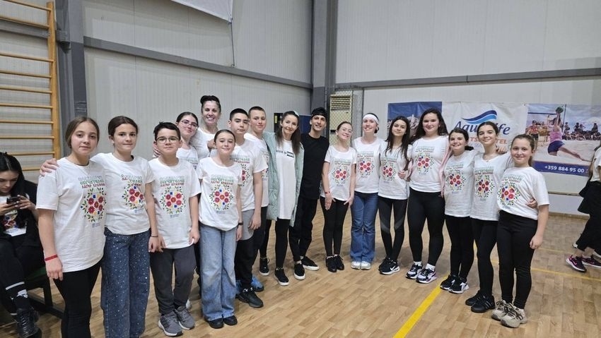 Незабравими пролетни дни за Танцов състав „Лудо младо“ в Кранево