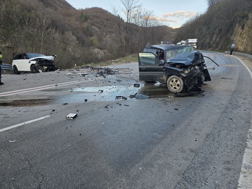 Хлъзгав път е вероятната причина за катастрофата на Хаинбоаз