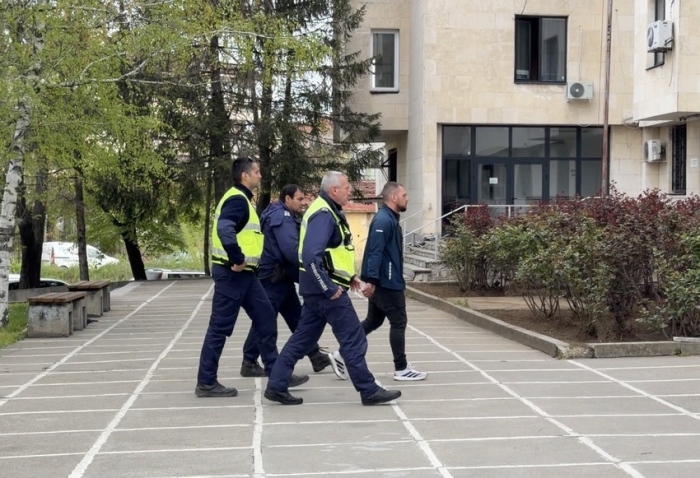 Акция „купен вот“ в горнооряховско, има арести в ромския квартал на града 