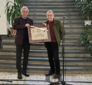 Проф. Христо Цацинов бе удостоен със Старопрестолна грамота и Почетен знак на Кмета на Велико Търново