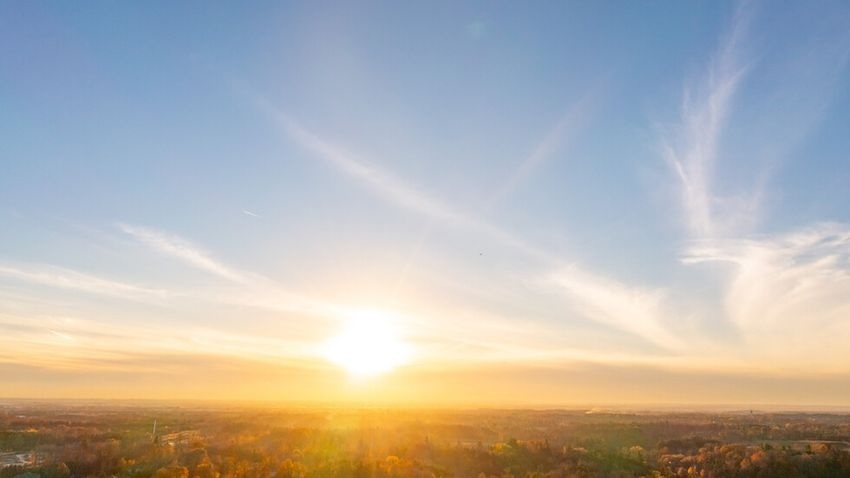 Слънчев уикенд с температури до 25 градуса