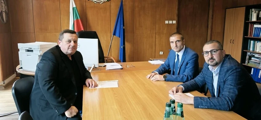 Срокът за подаване на заявления за финансово подпомагане от земеделските производители е удължен до 19 юни