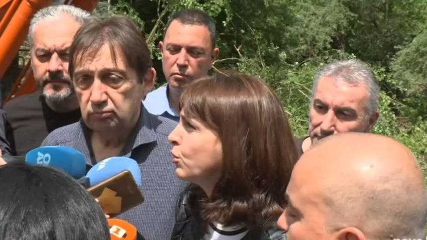 Държавата отпуска три вида помощ за пострадалите при наводненията