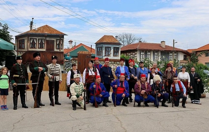 Със зрелищна възстановка и песни хайдушки премина традиционният мердански фестивал