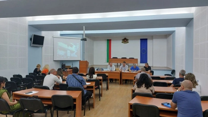 Община Свищов и местните институции в пряк диалог за оптимизиране на системата за управление на отпадъците