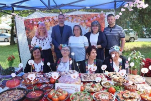 Джулюница е домакин на второто издание на Празника на джулюнския домат и джулюнската люта шипка