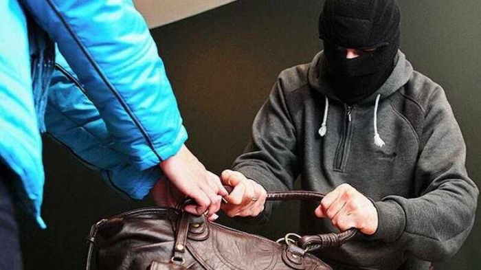 Разследват грабеж на улицата във Велико Търново 