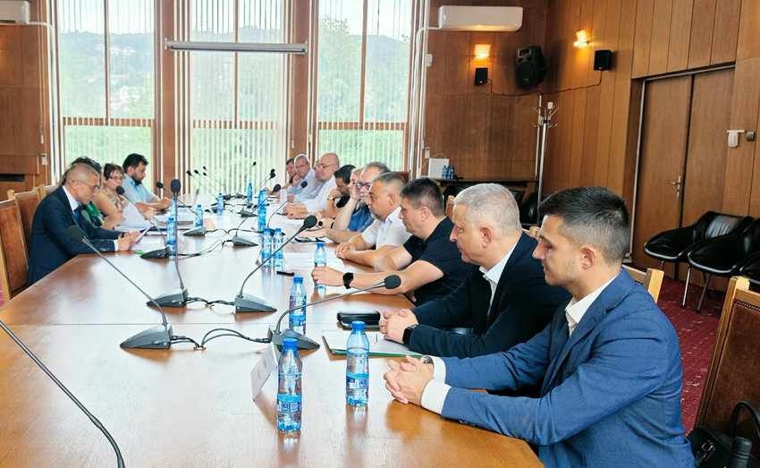 Партиите и коалициите се споразумяха за състава на РИК във Велико Търново