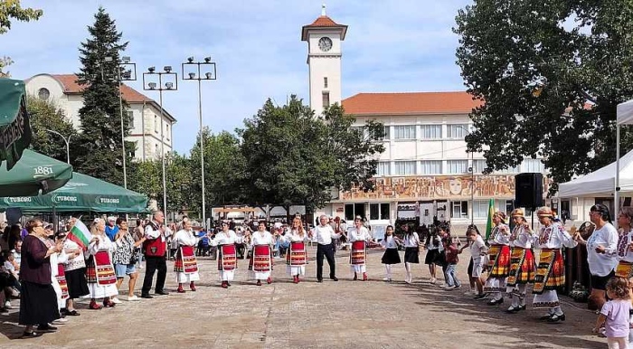 Потомци на старите гурбетчии и тази година пристигнаха в Драганово за Празника на градинаря