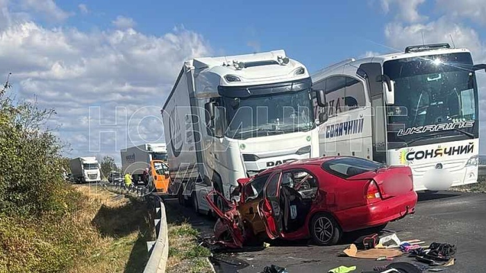 Двама загинаха при тежка катастрофа в Старозагорско, трафикът през Хаинбоаз е ограничен (СНИМКИ)